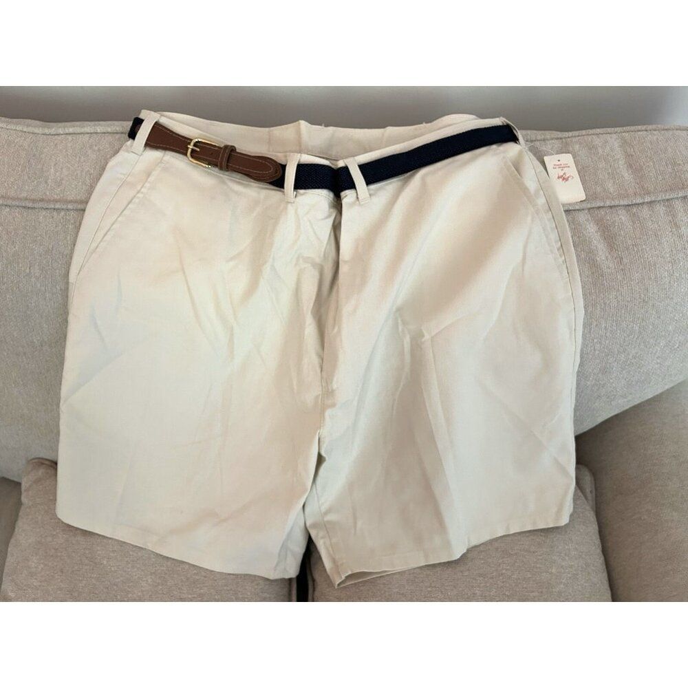 Men’s casual shorts with belt size 42 NEW with tag NWT Lord & Taylor